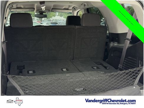 Used 2017 Chevrolet Tahoe LS RWD image 24