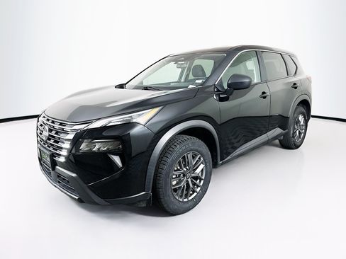 Used 2024 Nissan Rogue S AWD/4WD image 3