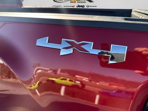 Used 2024 GMC Sierra 2500 SLT w/ SLT Premium Package image 28