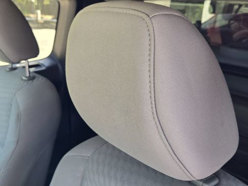 Used 2022 Toyota Tacoma SR RWD image 15