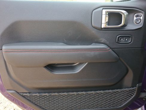 New 2026 Jeep Wrangler Unlimited Rubicon w/ Safety Group image 8