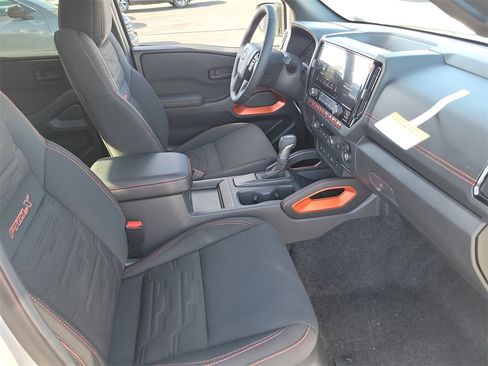 New 2026 Nissan Frontier Pro-X w/ Tow Package image 10