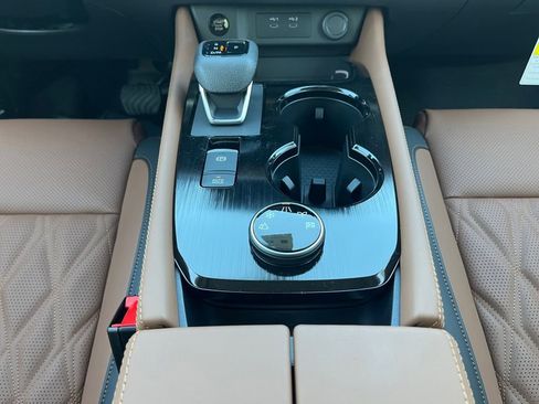 New 2026 Nissan Rogue Platinum AWD/4WD image 11