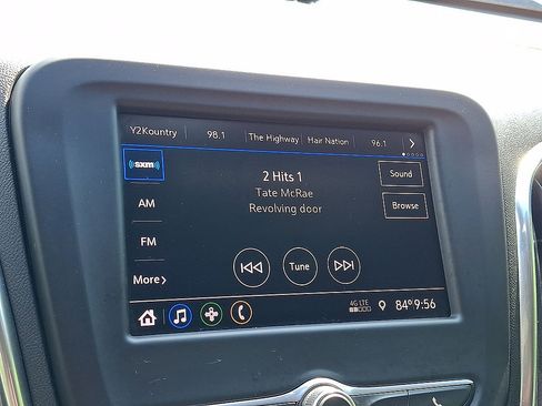 Used 2021 Chevrolet Equinox LT FWD image 14