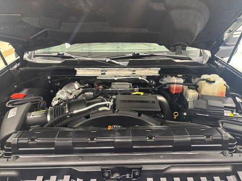 Used 2020 Chevrolet Silverado 3500 LTZ w/ LTZ Plus Package AWD/4WD image 11