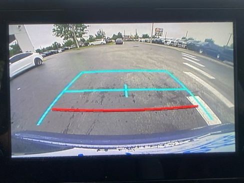 Used 2020 Toyota Corolla LE image 22