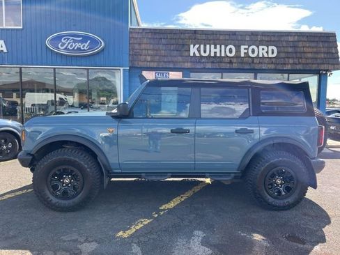 Used 2022 Ford Bronco Badlands AWD/4WD image 2