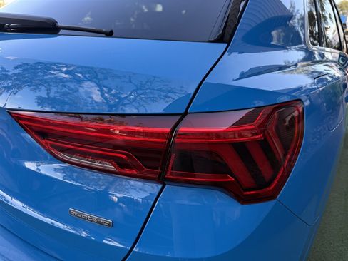 Used 2021 Audi Q3 2.0T Premium Plus w/ Premium Plus Package AWD/4WD image 12