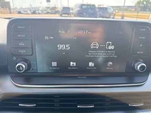 Used 2020 Kia Telluride LX FWD image 13