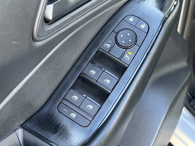 Used 2024 Nissan Rogue S FWD image 26