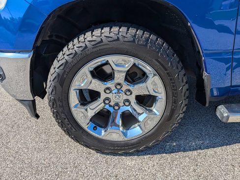 Used 2019 RAM 1500 Big Horn AWD/4WD image 17