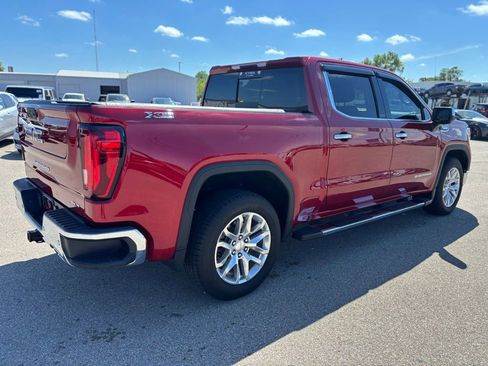 Used 2021 GMC Sierra 1500 SLT AWD/4WD image 7