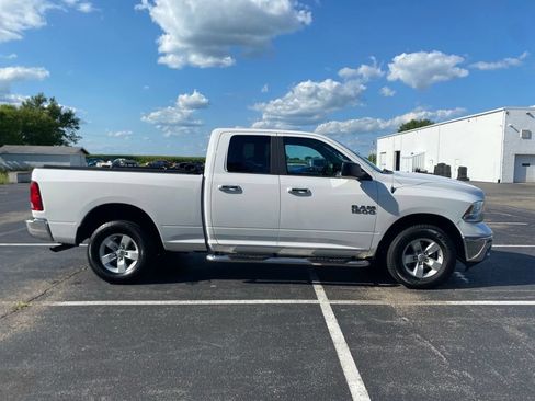 Used 2018 RAM 1500 Classic SLT AWD/4WD image 8