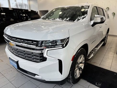 Used 2023 Chevrolet Suburban Premier image 36