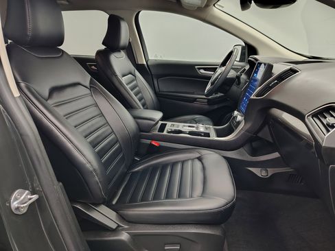 Used 2024 Ford Edge SEL w/ Convenience Package image 27