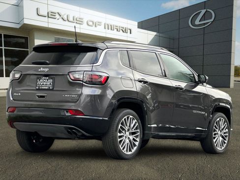 Used 2022 Jeep Compass Limited w/ Elite Group image 8