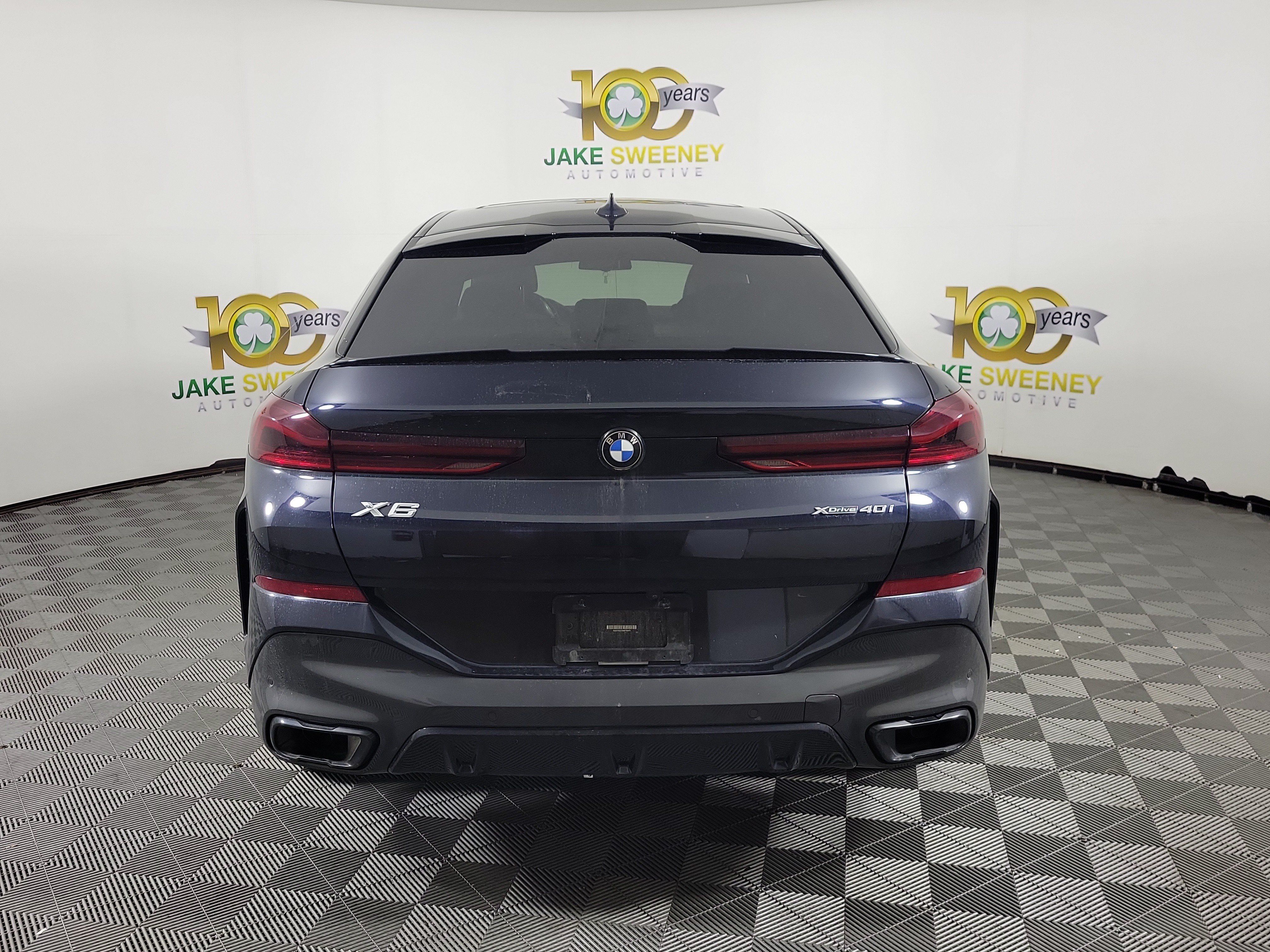 Used 2021 BMW X6 xDrive40i w/ Executive Package AWD/4WD image 3