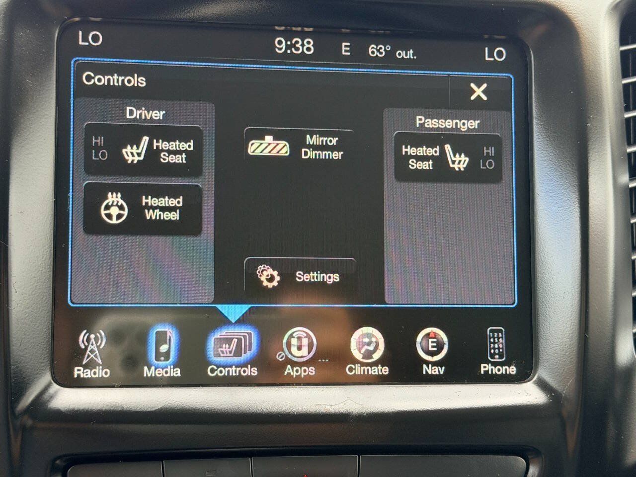 Used 2018 Jeep Cherokee Limited w/ Trailer Tow Group AWD/4WD image 40
