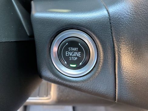 Used 2021 GMC Yukon AT4 w/ AT4 Premium Plus Package AWD/4WD image 26