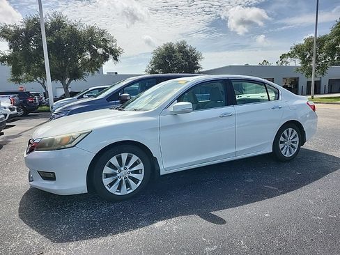 Used 2015 Honda Accord EX image 7