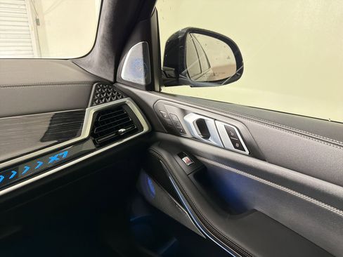 Certified 2025 BMW X7 xDrive40i w/ Executive Package AWD/4WD image 28