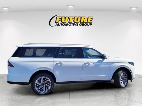 New 2026 Lincoln Navigator L Reserve image 8