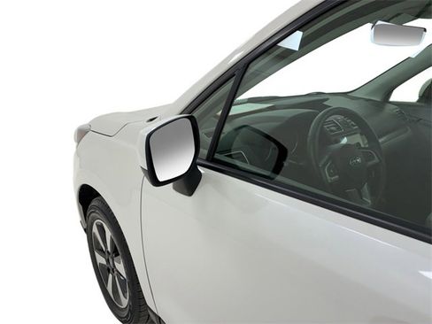 Used 2018 Subaru Forester 2.5i Premium w/ All-Weather Package image 10