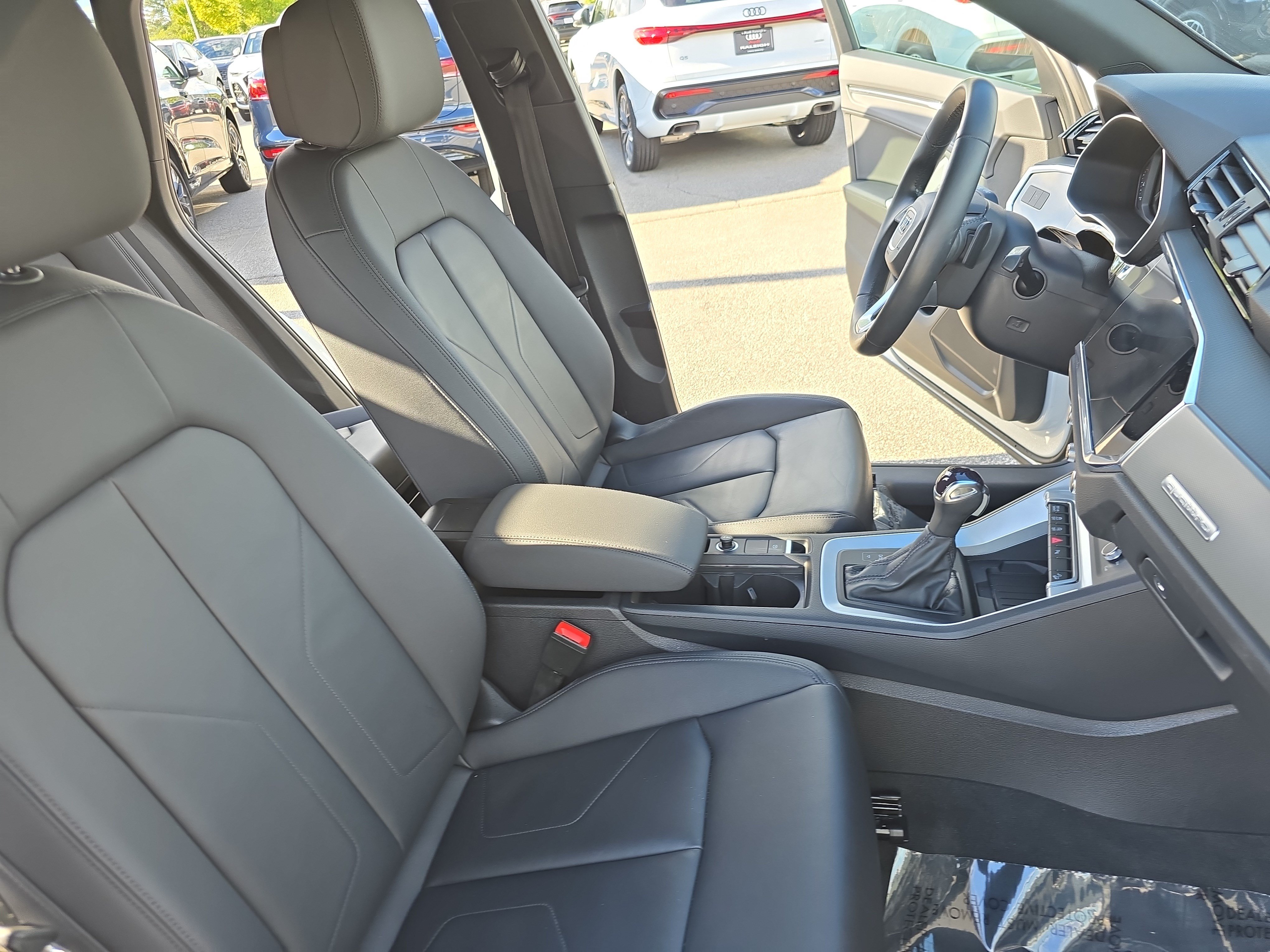 Certified 2024 Audi Q3 2.0T Premium AWD/4WD image 10