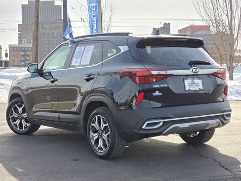 Used 2021 Kia Seltos EX image 24