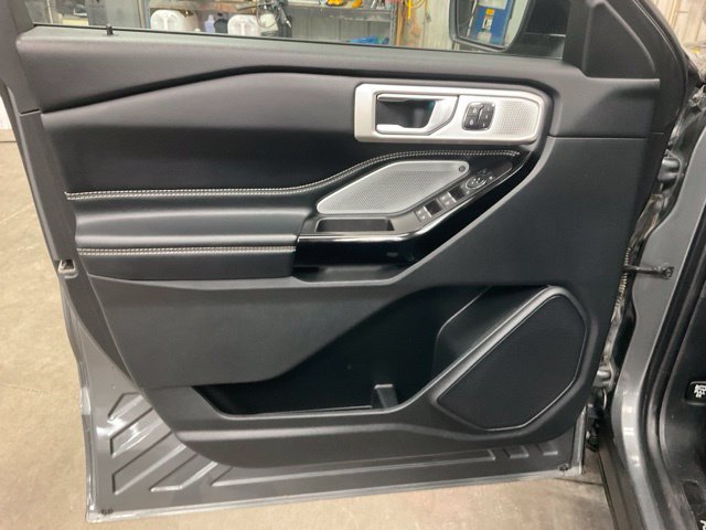 Used 2022 Ford Explorer ST w/ Equipment Group 401A AWD/4WD image 5