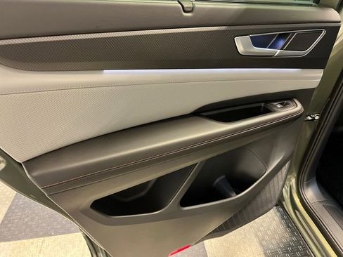 New 2026 Volkswagen Atlas Peak Edition AWD/4WD image 8