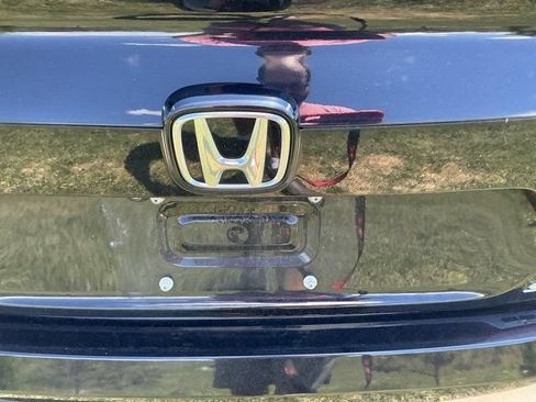 Used 2021 Honda Accord Sport image 10