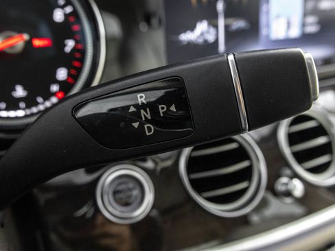 Used 2019 Mercedes-Benz E 300 4MATIC w/ Premium 1 Package image 29