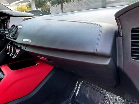 Certified 2023 Audi R8 V10 performance image 16