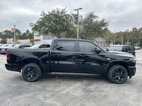 New 2026 RAM 1500 4x4 Crew Cab image 4