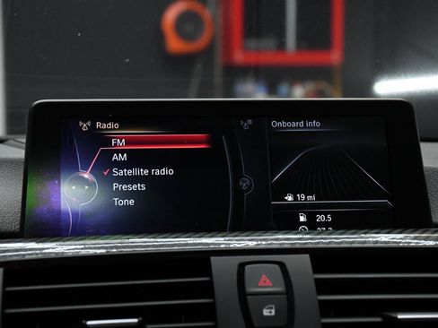 Used 2015 BMW M4 Coupe RWD image 42