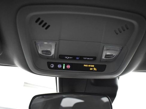 Used 2024 Chevrolet Malibu LT image 27