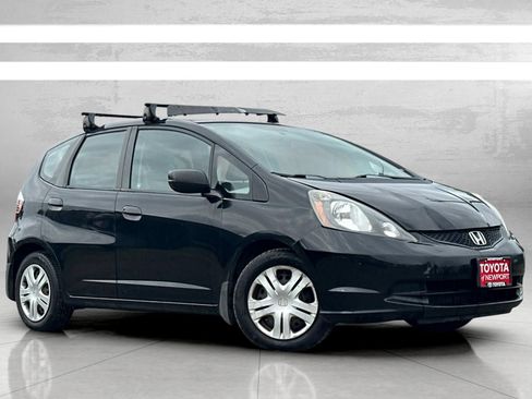 Used 2010 Honda Fit image 2