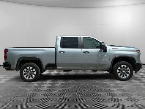 Certified 2026 Chevrolet Silverado 2500 Custom w/ Custom Convenience Package AWD/4WD image 6