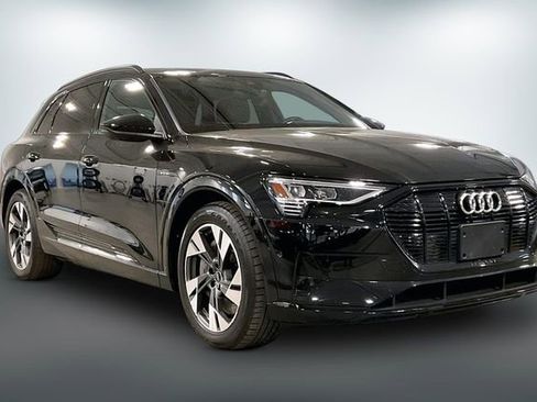 Used 2023 Audi e-tron Premium w/ Convenience Plus Package AWD/4WD image 1
