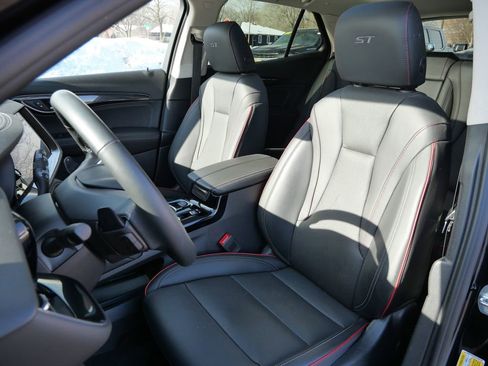 Used 2023 Buick Envision Essence w/ Sport Touring Package image 29