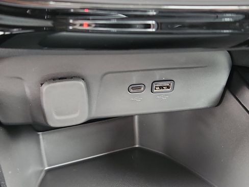 New 2026 Chevrolet Trax LT w/ Driver Confidence Package image 19