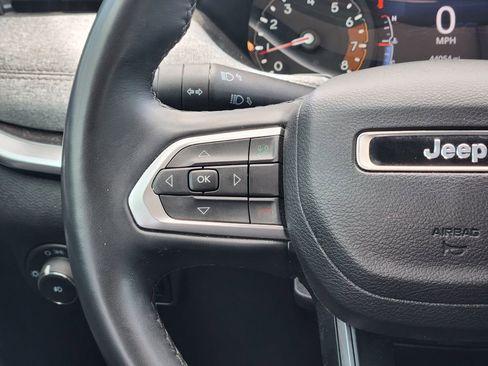 Used 2022 Jeep Compass Latitude w/ Sun and Sound Group AWD/4WD image 26