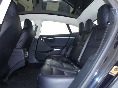 Used 2017 Tesla Model S 75D image 21