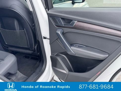 Used 2024 Audi Q5 2.0T Premium Plus image 30