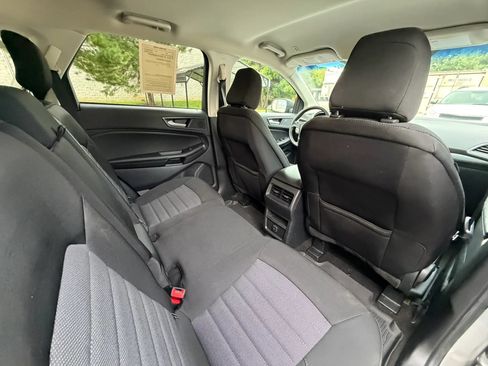 Used 2020 Ford Edge SE AWD/4WD image 18