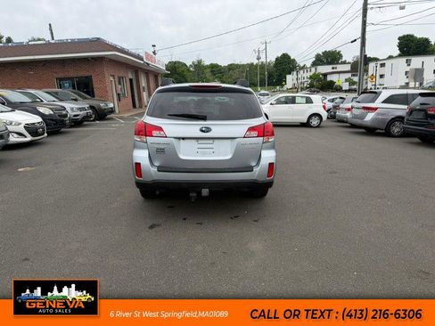 Used 2012 Subaru Outback 2.5i Premium AWD/4WD image 6