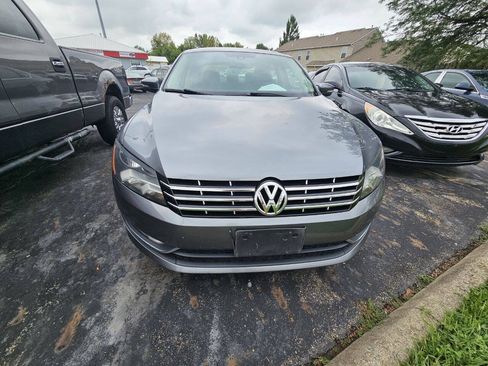 Used 2014 Volkswagen Passat 1.8T SEL Premium FWD image 3