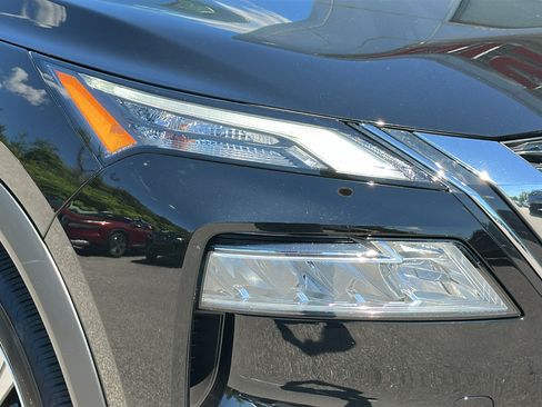 Used 2023 Nissan Rogue SV w/ SV Premium B Package AWD/4WD image 4