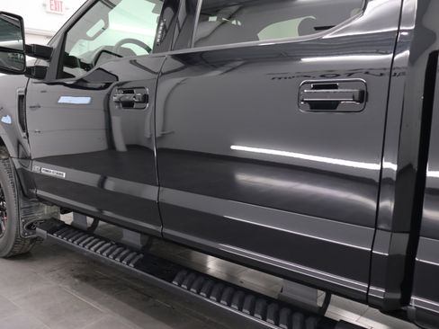 Used 2021 Ford F350 Lariat AWD/4WD image 34